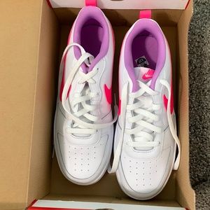 *NWT*Nike Court Borough Low 2